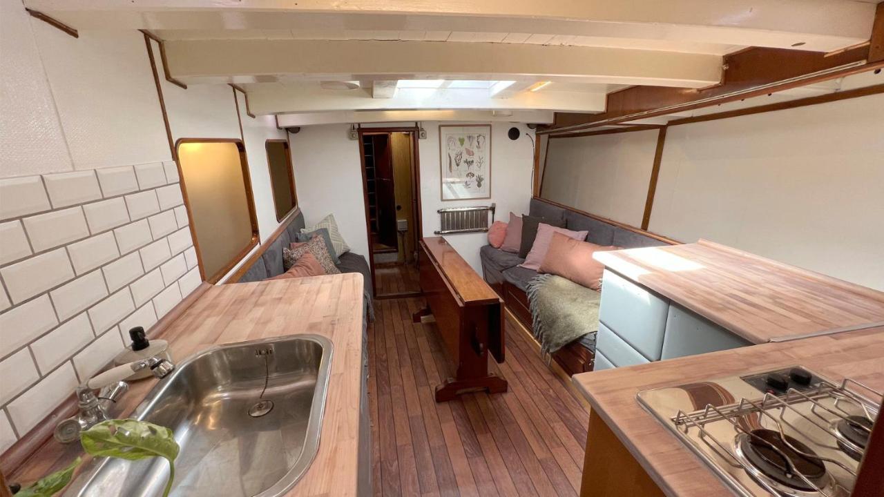 Varra Water - Unique Boat Accomodation - Bornholm Neksø Esterno foto