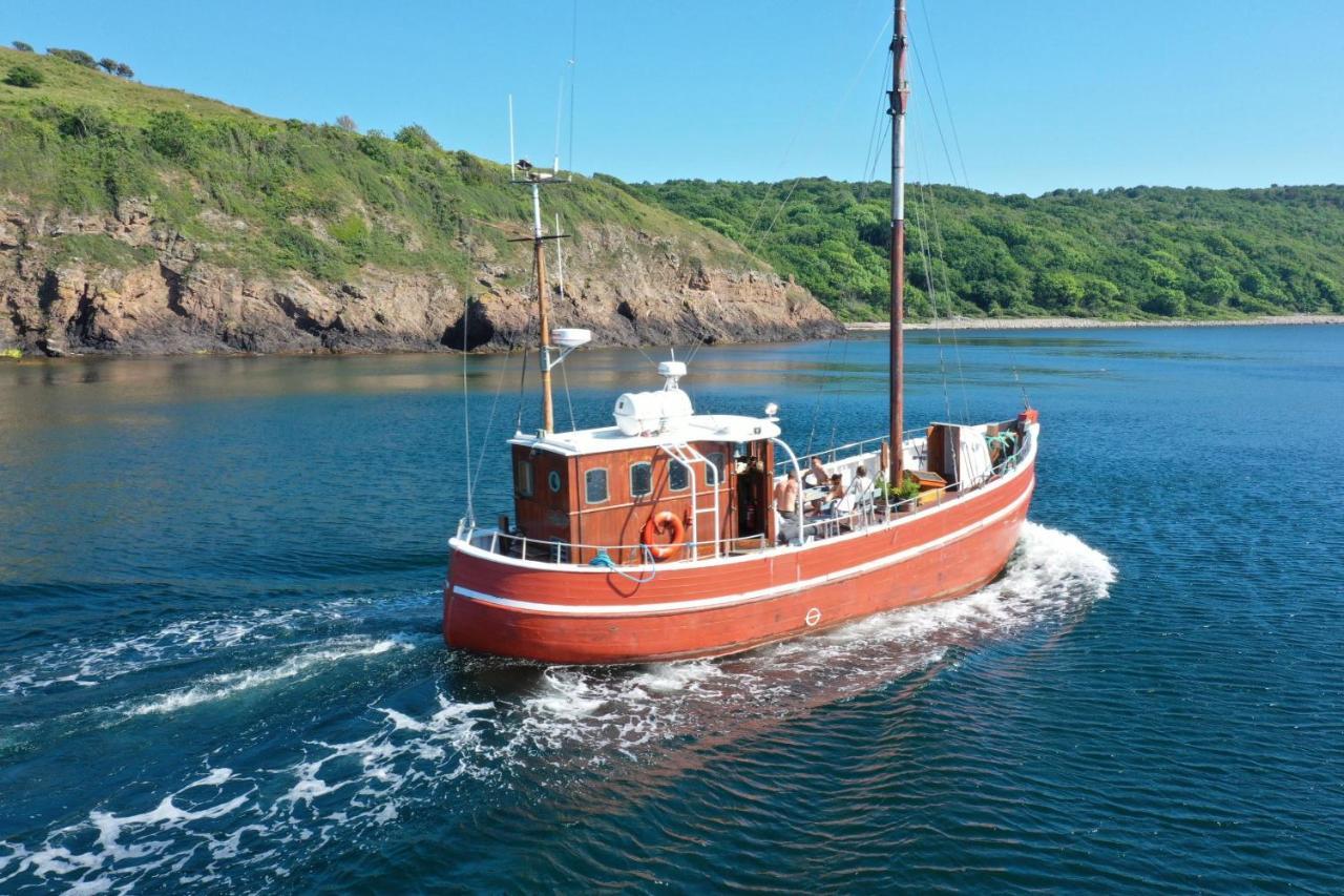 Varra Water - Unique Boat Accomodation - Bornholm Neksø Esterno foto