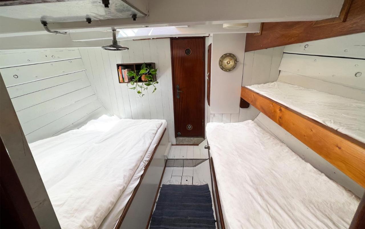 Varra Water - Unique Boat Accomodation - Bornholm Neksø Esterno foto