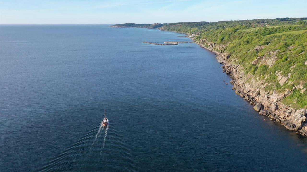 Varra Water - Unique Boat Accomodation - Bornholm Neksø Esterno foto